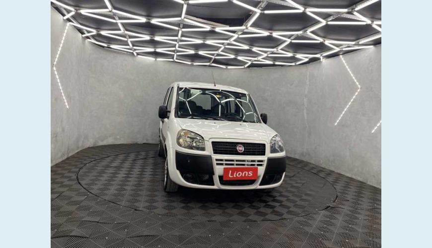 FIAT DOBLO ESSENCE 1.8 16V FLEX - BRANCO - 2020 Foto 3 (Grande)