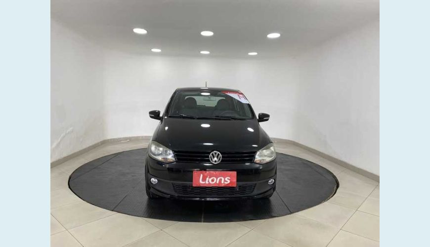 VOLKSWAGEN FOX 1.0 TEC FLEX 4P - PRETO - 2014 Foto 3 (Grande)