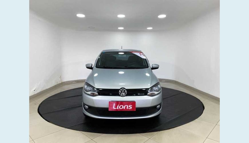 VOLKSWAGEN FOX 1.0 TEC BLUEMOTION FLEX 2P - PRATA - 2014 Foto 3 (Grande)