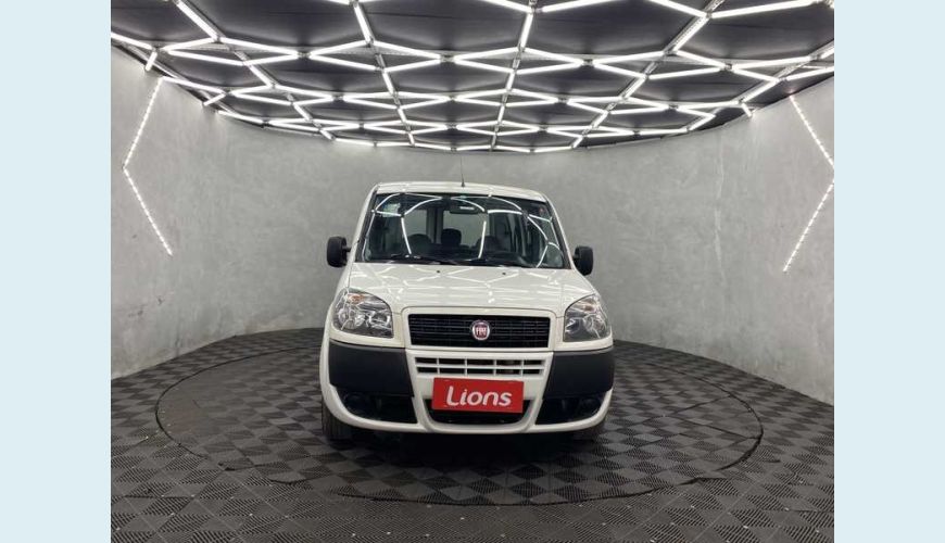 FIAT DOBLO ESSENCE 1.8 16V FLEX - BRANCO - 2020 Foto 3 (Grande)