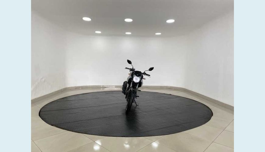 YAMAHA YS 150 FAZER SED - PRETO - 2019 Foto 3 (Grande)