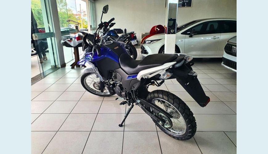 YAMAHA XTZ 250 LANDER - AZUL - 2025 Foto 3 (Grande)