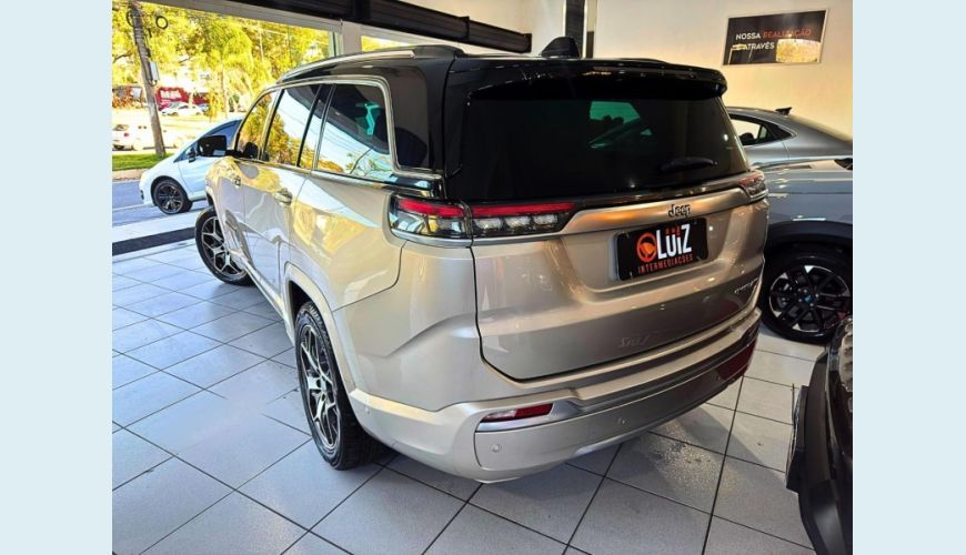 JEEP COMMANDER OVR TD380 - DOURADO - 2022 Foto 3 (Grande)