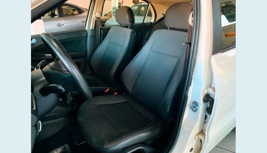 VOLKSWAGEN NOVO GOL TL MBV - BRANCO - 2017 Foto 3 (Grande)