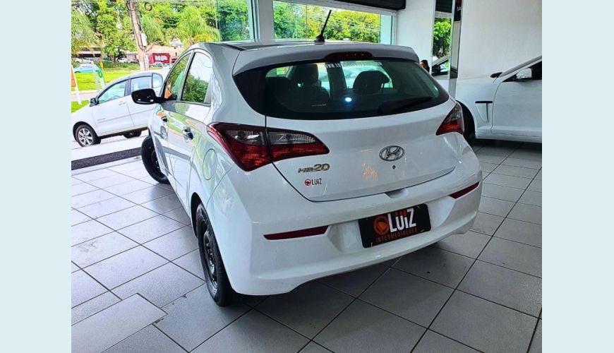 HYUNDAI HB 20 1.0M UNIQUE - BRANCO - 2019 Foto 3 (Grande)