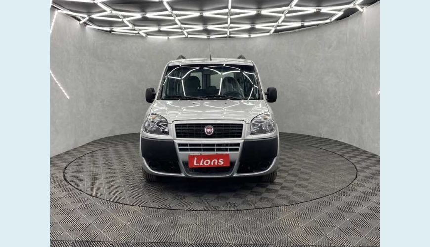 FIAT DOBLO ESSENCE 1.8 16V FLEX - PRATA - 2020 Foto 3 (Grande)