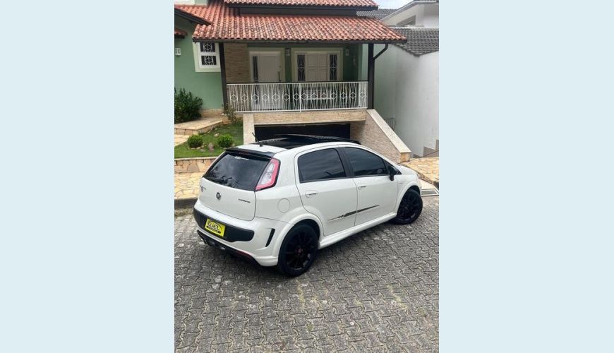 FIAT PUNTO BLACKMOTIN - BRANCO - 2015 Foto 3 (Grande)