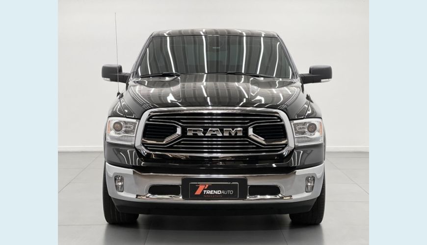 DODGE CLASSIC LARAMIE - PRETO - 2023 Foto 3 (Grande)