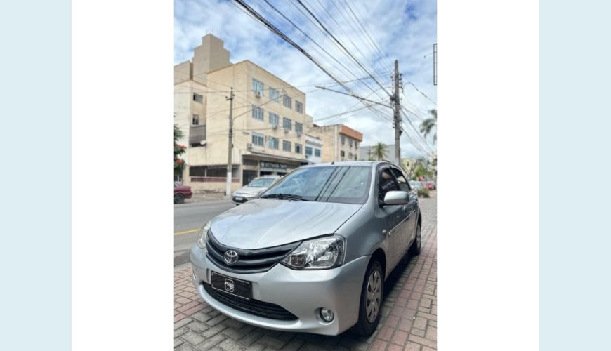 TOYOTA ETIOS - PRATA - 2013 Foto 3 (Grande)