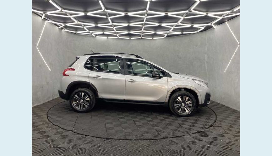 PEUGEOT 208 LIKE 1.0 FLEX - PRATA - 2023 Foto 3 (Grande)