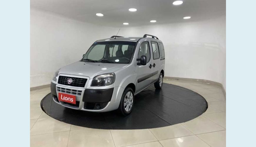 FIAT DOBLO ESSENCE 1.8 16V FLEX - PRATA - 2020 Foto 3 (Grande)