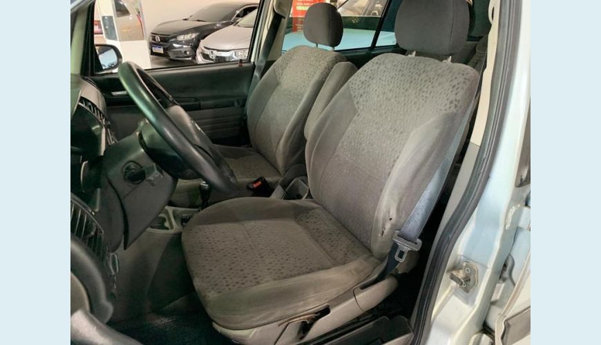 CHEVROLET ZAFIRA FLEXPOWER(ELEGANCE) 2.0 8V 4P - PRATA - 2011 Foto 3 (Grande)