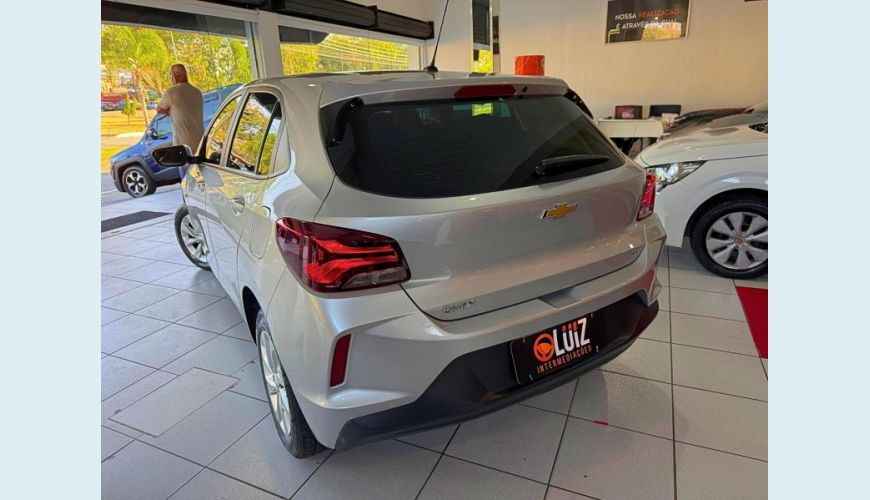 CHEVROLET ONIX LT 2 1.0 MT - PRATA - 2023 Foto 3 (Grande)