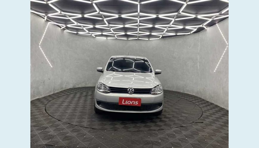 VOLKSWAGEN FOX 1.0 TEC (FLEX) 4P - PRATA - 2013 Foto 3 (Grande)