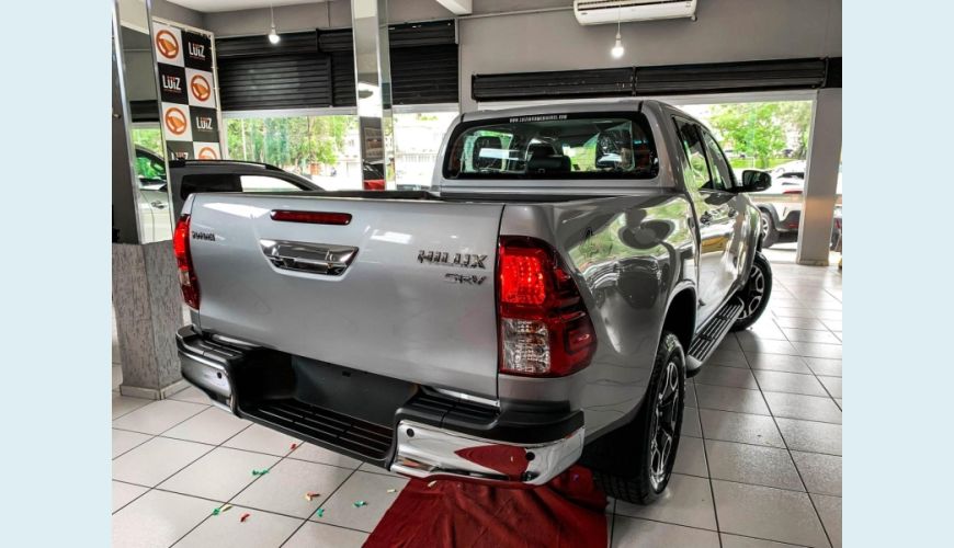 TOYOTA HILUX 2.8 SRV 4X4 CD 16V - PRATA - 2025 Foto 3 (Grande)