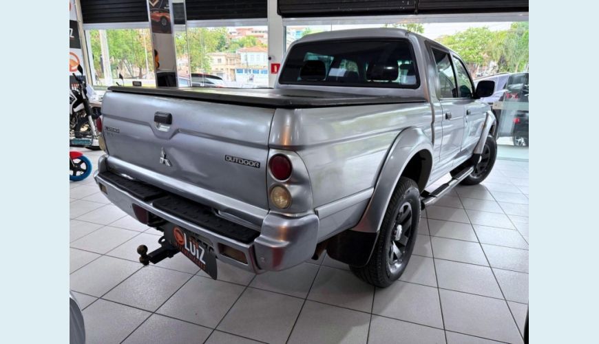 MITSUBISHI L-200 SPORT 4X4 GLS 2.5 - PRATA - 2006 Foto 3 (Grande)