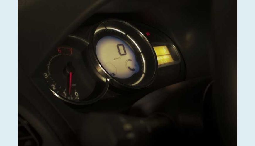 RENAULT FLUENCE 2.0 16V PRIVILEGE X-TRONIC (FLEX) - PRETO - 2017 Foto 3 (Grande)