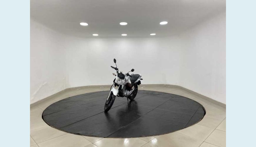 HONDA CG 150 TITAN EX - BRANCO - 2014 Foto 3 (Grande)