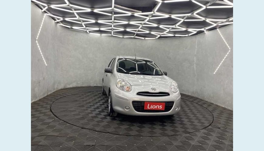 NISSAN MARCH 1.0 16V (FLEX) - PRATA - 2013 Foto 3 (Grande)