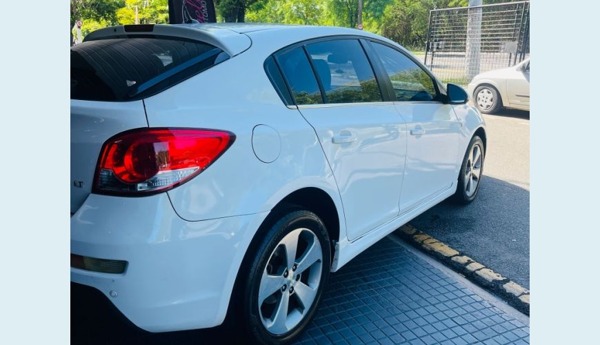CHEVROLET CRUZE HB SPORT LT 1.8 16V FLEXP. 5P AUT - BRANCO - 2014 Foto 3 (Grande)