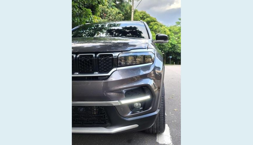JEEP COMMANDER LIM T270 - CINZA - 2022 Foto 3 (Grande)