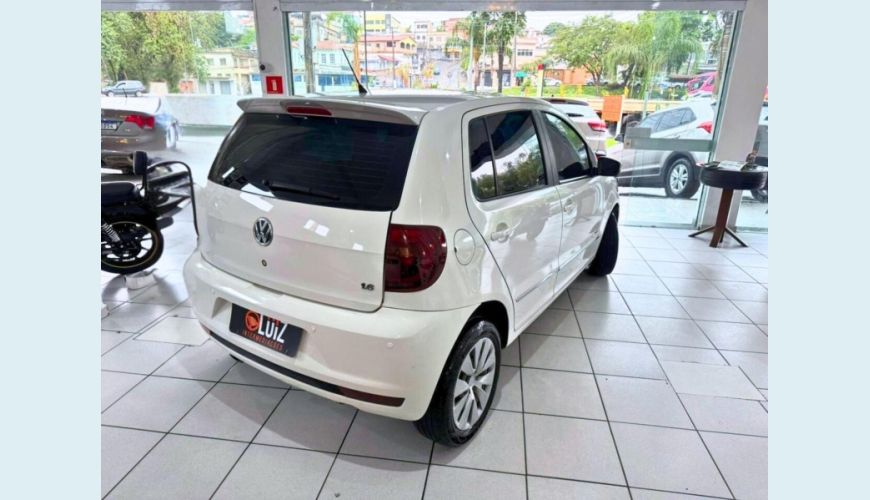 VOLKSWAGEN FOX 1.6 PRIME GII - BRANCO - 2013 Foto 3 (Grande)
