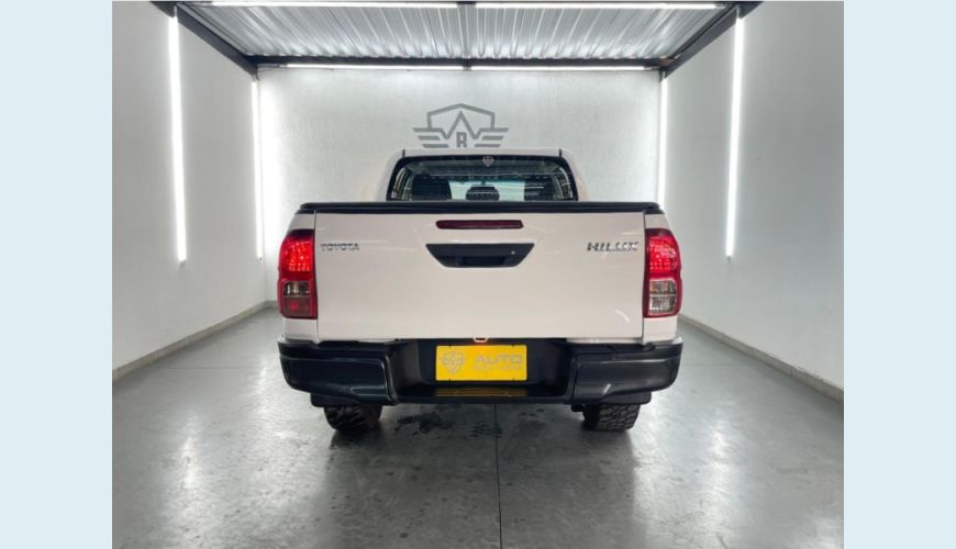 TOYOTA HILUX - BRANCO - 2020 Foto 3 (Grande)