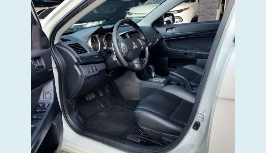MITSUBISHI LANCER - BRANCO - 2018 Foto 3 (Grande)
