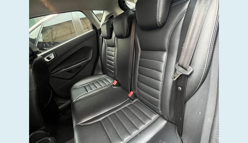 FORD FIESTA SE 1.6 FLEX AUT. 4P - PRETO - 2017 Foto 3 (Grande)