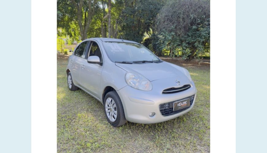 NISSAN MARCH FLEX MANUAL 4P - PRATA - 2014 Foto 3 (Grande)