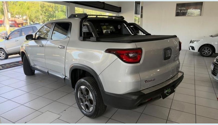 FIAT TORO FREEDOM 1.8 16V FLEX MANUAL 4P - PRATA - 2017 Foto 3 (Grande)