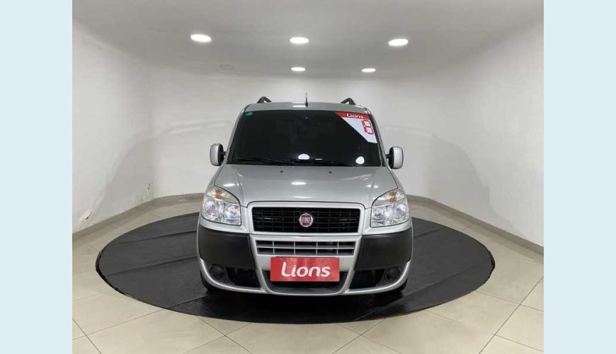 FIAT DOBLO ESSENCE 1.8 FLEX MANUAL 4P - PRATA - 2018 Foto 3 (Grande)