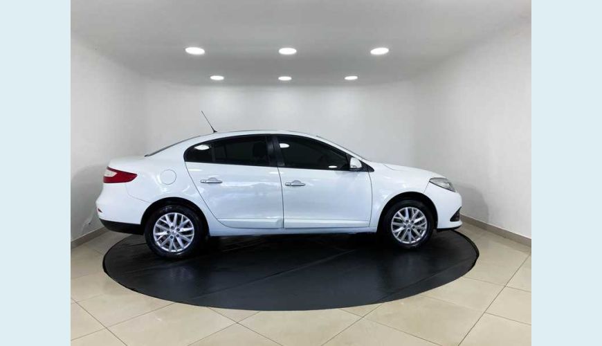 RENAULT FLUENCE DYNAMIQUE 2.0 16V FLEX MANUAL 4P - BRANCO - 2015 Foto 3 (Grande)