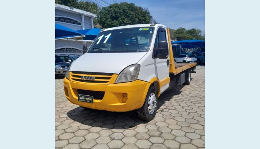 IVECO DAILY DIESEL MANUAL 2P - BRANCO - 2011 Foto 3 (Grande)