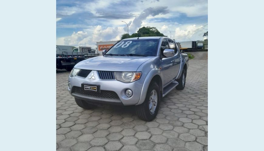 MITSUBISHI MITSUBISHI L200 GL 4X4 CD 8V 2.5 DIESEL AUT. 4P - PRATA - 2008 Foto 3 (Grande)