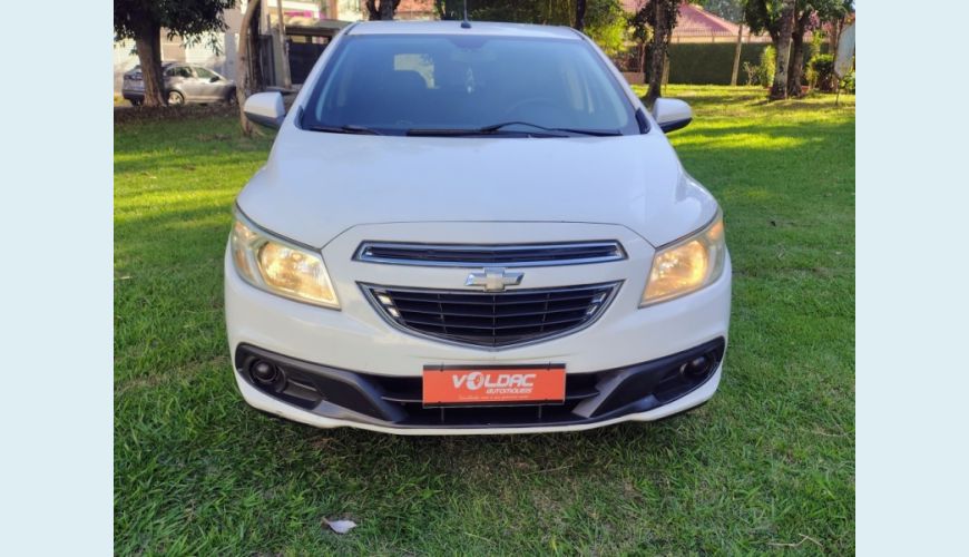 CHEVROLET ONIX FLEX MANUAL 4P - BRANCO - 2013 Foto 3 (Grande)