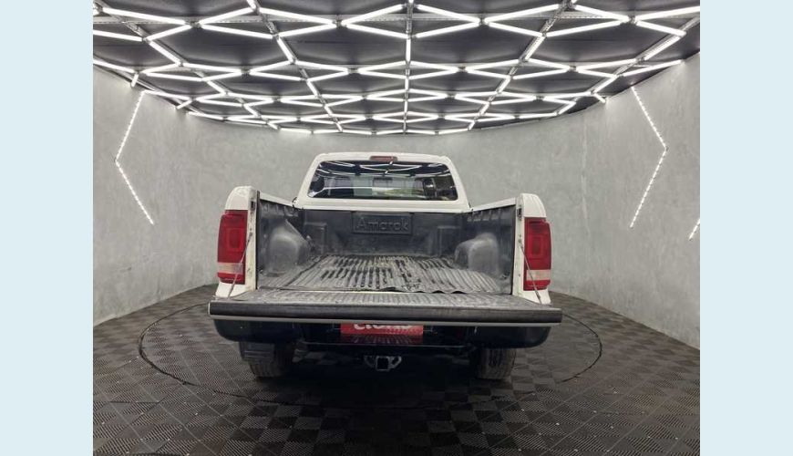 VOLKSWAGEN AMAROK S 2.0 TDI 4X4 DIESEL MANUAL 2P - BRANCO - 2019 Foto 3 (Grande)