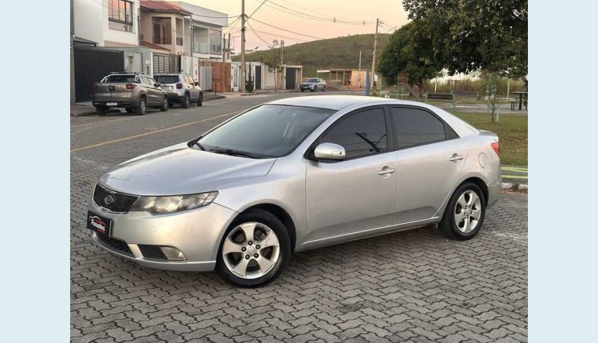 KIA CERATO EX 1.6 16V 6VEL AUT. - PRATA - 2011 Foto 3 (Grande)