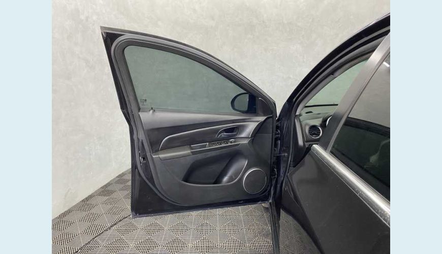 CHEVROLET CRUZE LT 1.8 16V ECOTEC AUT.FLEX - PRETO - 2016 Foto 3 (Grande)