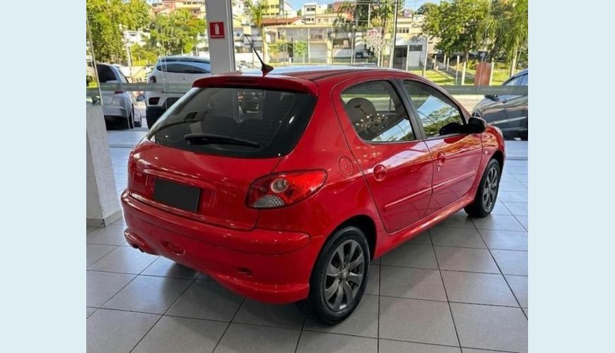 PEUGEOT 207 XR 1.4 8V FLEX MANUAL 4P - VERMELHO - 2013 Foto 3 (Grande)