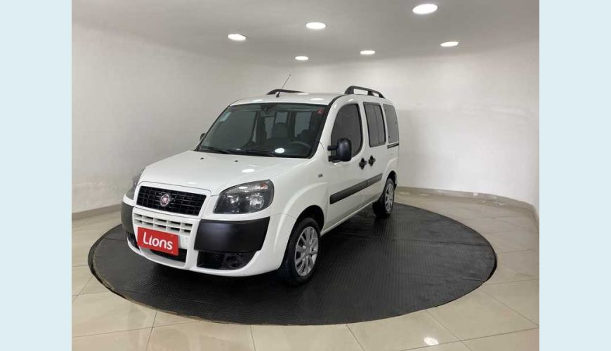 FIAT DOBLO ESSENCE 1.8 FLEX MANUAL 4P - BRANCO - 2019 Foto 3 (Grande)