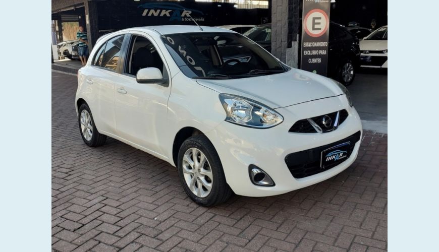 NISSAN MARCH FLEX MANUAL 4P - BRANCO - 2017 Foto 3 (Grande)