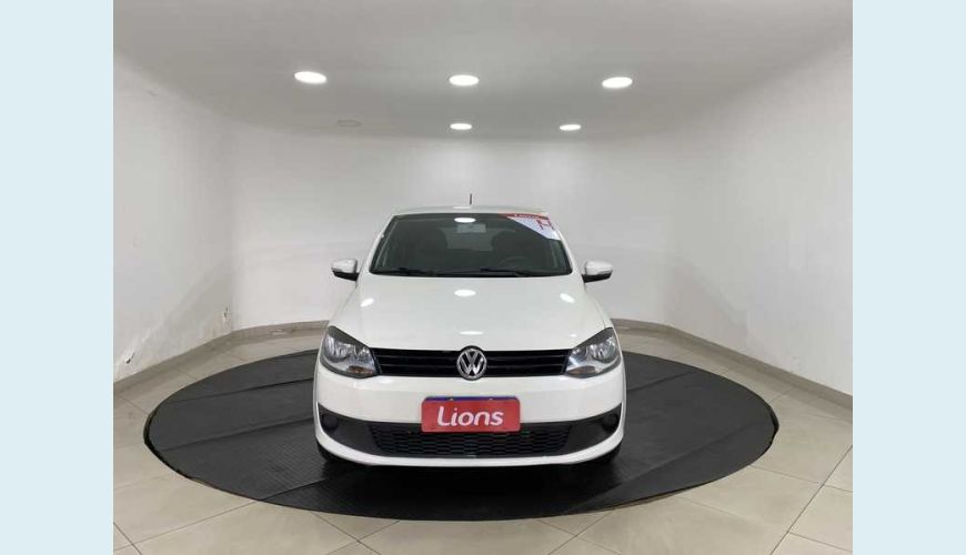 VOLKSWAGEN FOX 1.0 TEC (FLEX) 4P - BRANCO - 2014 Foto 3 (Grande)