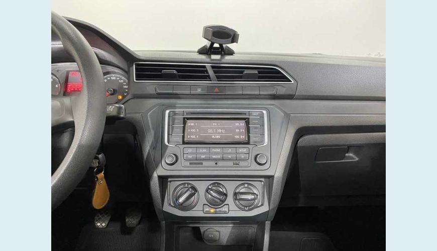 VOLKSWAGEN VOYAGE 1.0 MPI FLEX MANUAL 4P - PRETO - 2021 Foto 3 (Grande)
