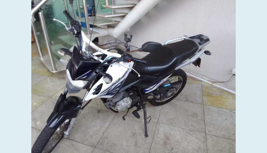 YAMAHA XTZ 150 CROSSER ED FLEX - BRANCO - 2017 Foto 3 (Grande)