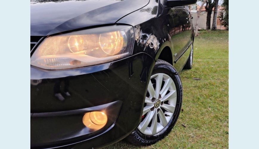 VOLKSWAGEN VOLKSWAGEN FOX FLEX MANUAL 4P - PRETO - 2010 Foto 3 (Grande)