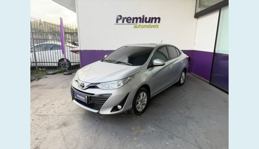 TOYOTA TOYOTA YARIS FLEX AUT. 4P - PRATA - 2019 Foto 3 (Grande)