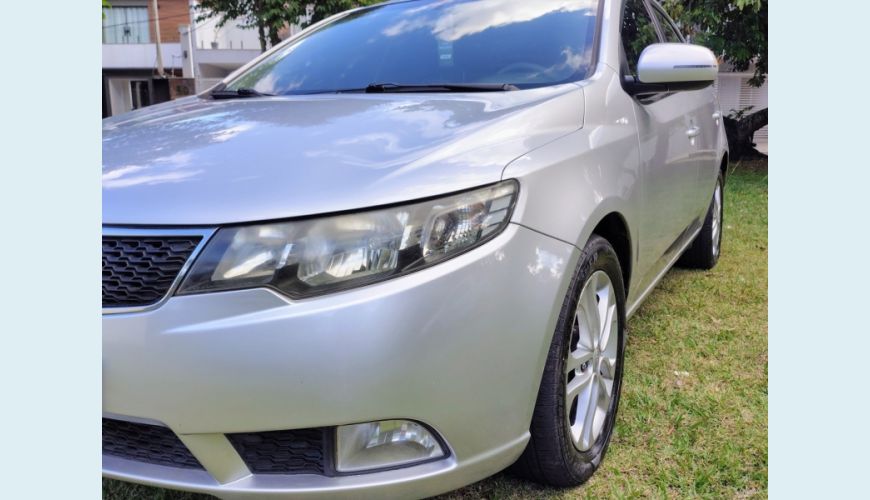 KIA CERATO AUT. 4P - PRATA - 2011 Foto 3 (Grande)