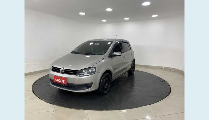 VOLKSWAGEN FOX TEC 1.0 FLEX MANUAL 4P - PRATA - 2013 Foto 3 (Grande)