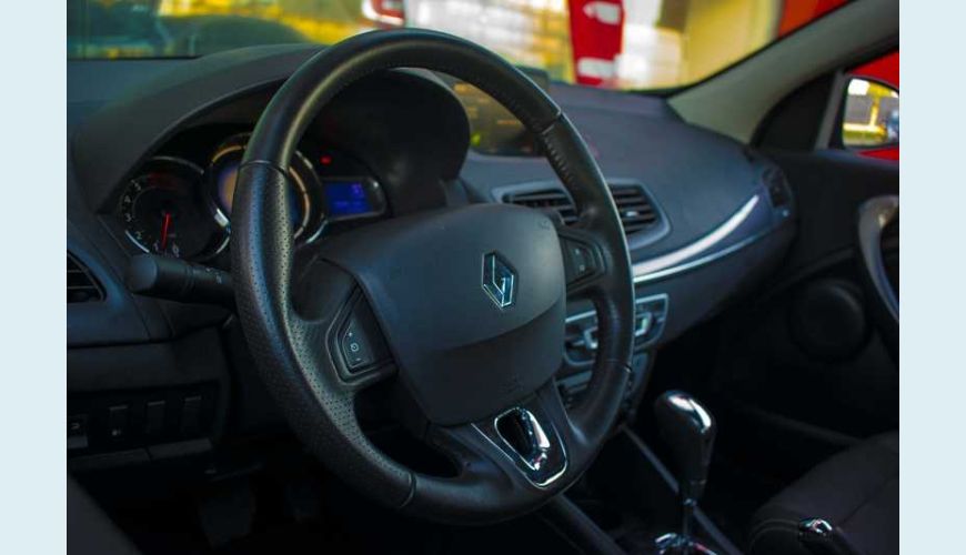 RENAULT FLUENCE PRIVILEGE X-TRONIC 2.0 16V FLEX AUT. 4P - PRETO - 2017 Foto 3 (Grande)